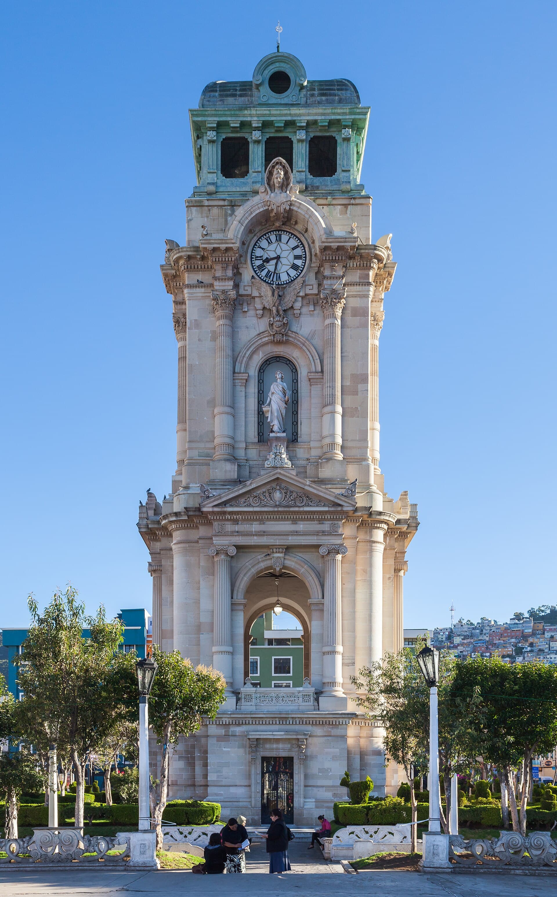 Pachuca — Clara Contigo