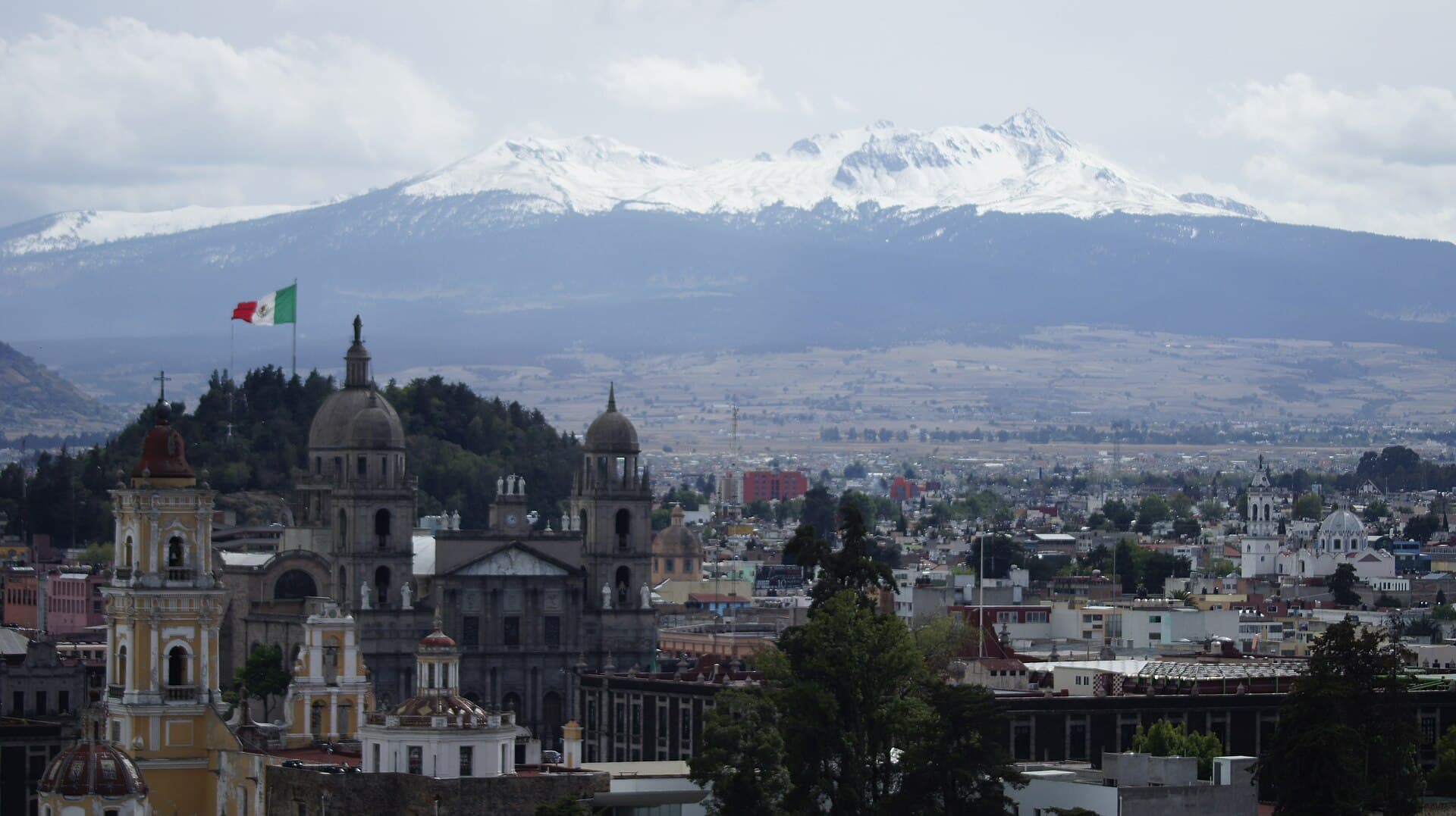 Toluca — Clara Contigo
